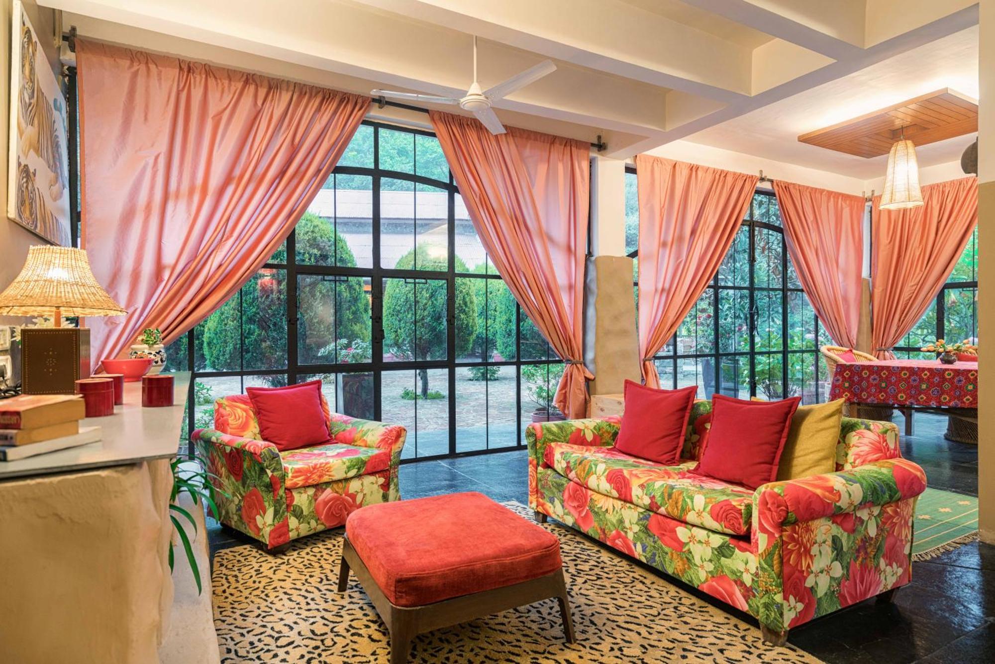 Casa Bhimtal Villa ภายนอก รูปภาพ