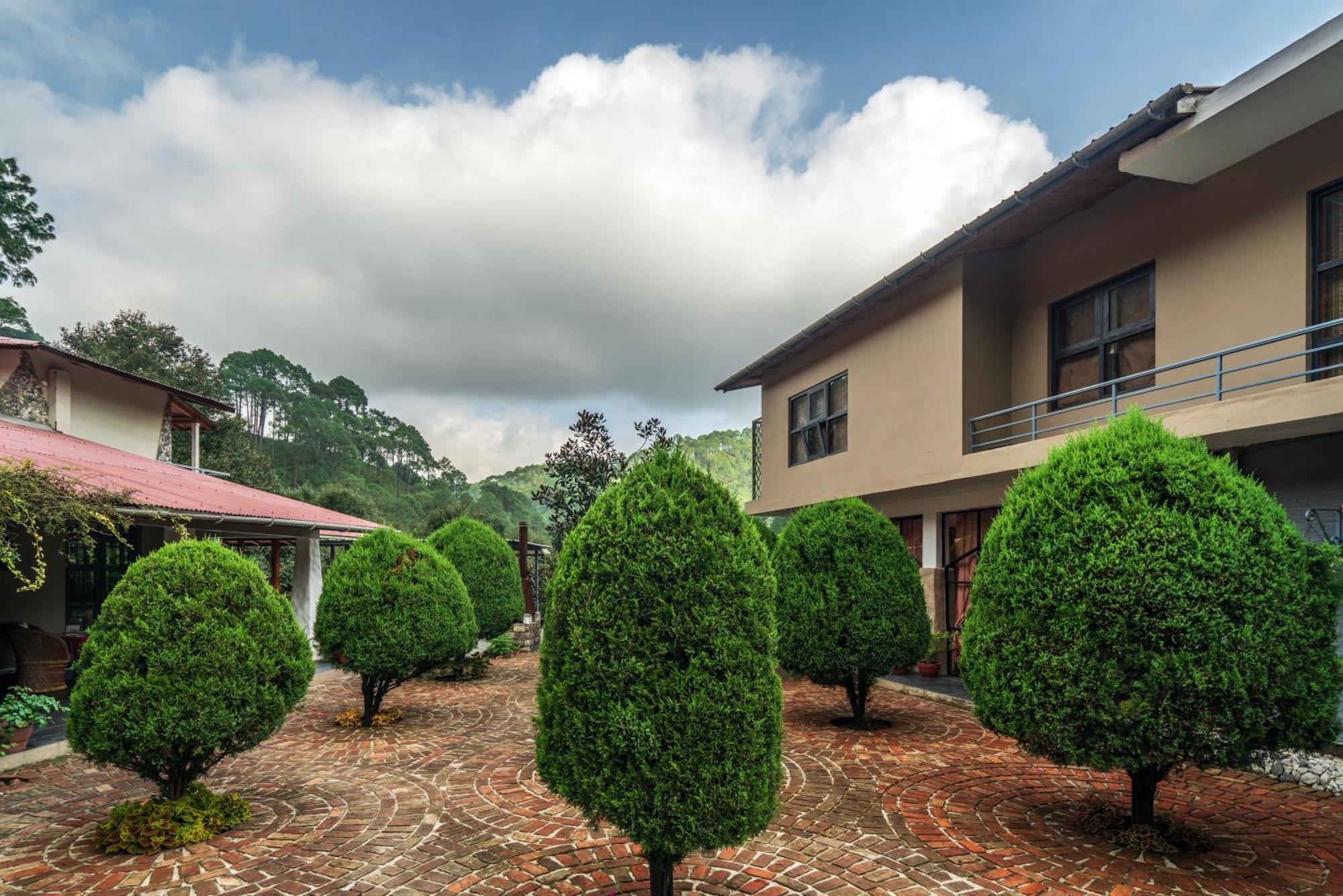 Casa Bhimtal Villa ภายนอก รูปภาพ