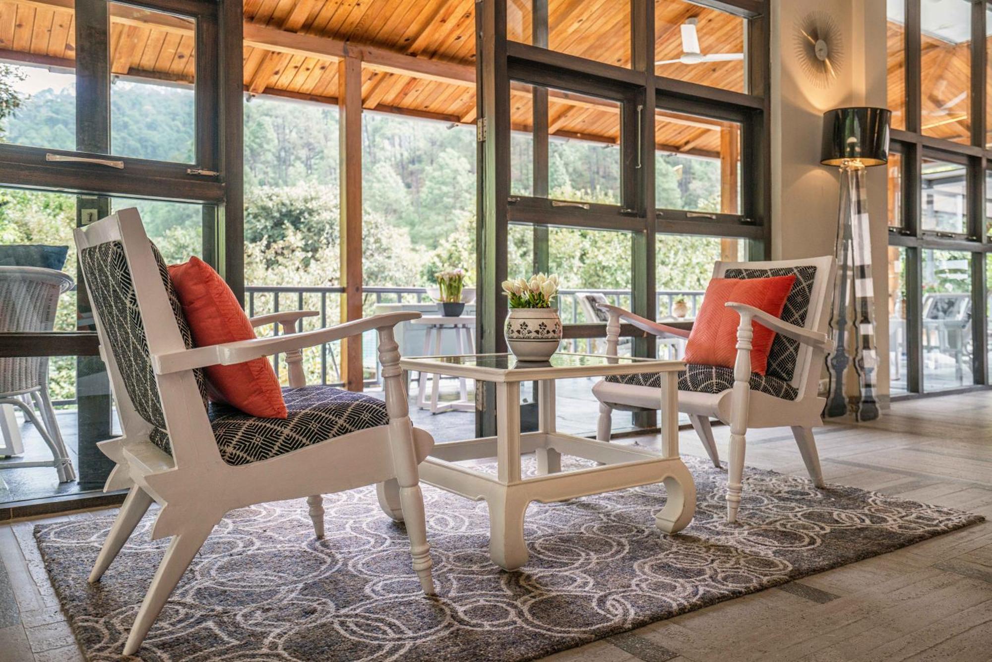 Casa Bhimtal Villa ภายนอก รูปภาพ